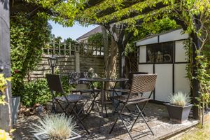 Photo 7- click for photo gallery